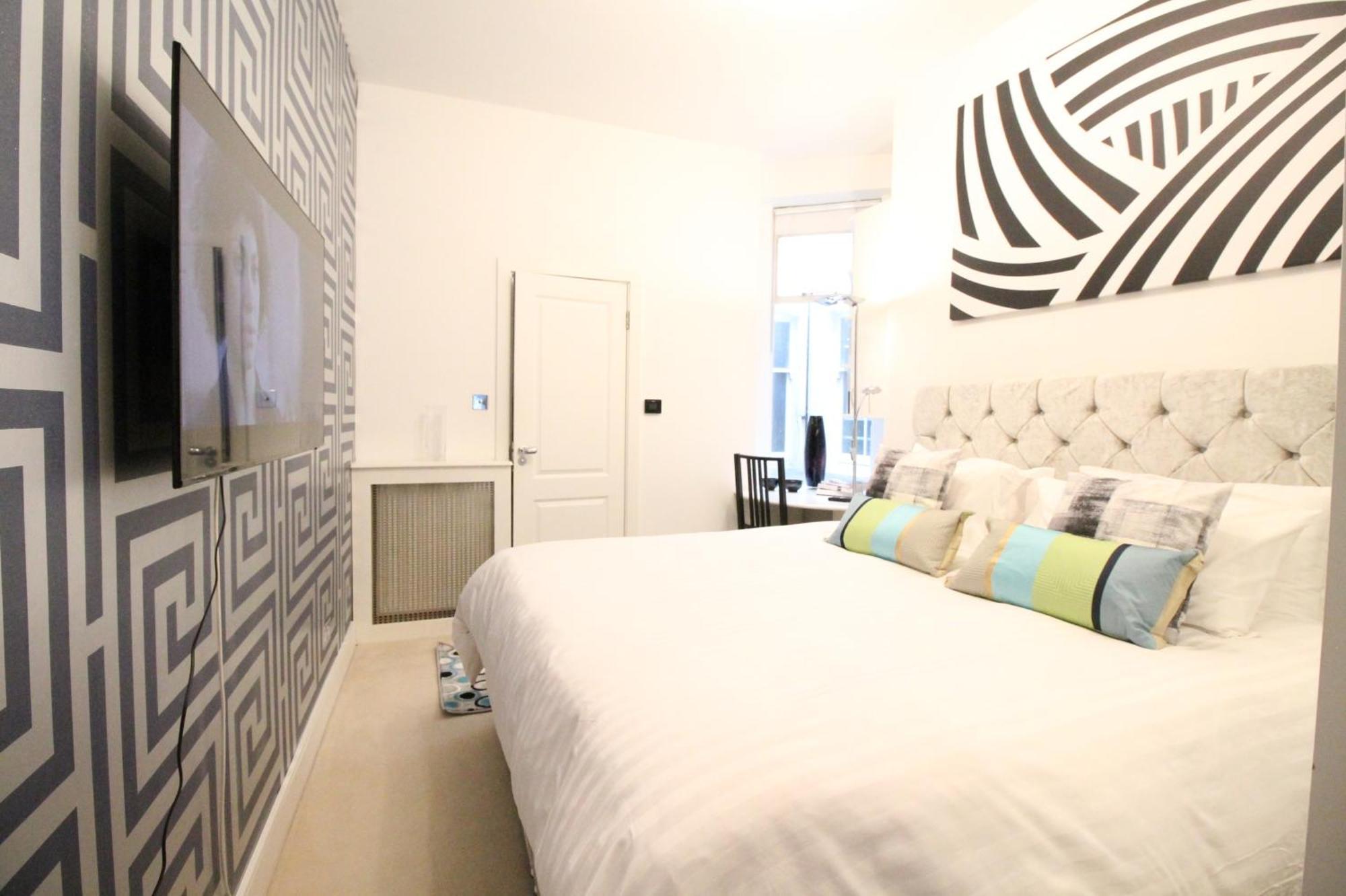 Apartament Contemporary 3 Double Bedroom 2 Bathroom Haven In The Heart Of Chelsea Exquisite With A Designer's Touch